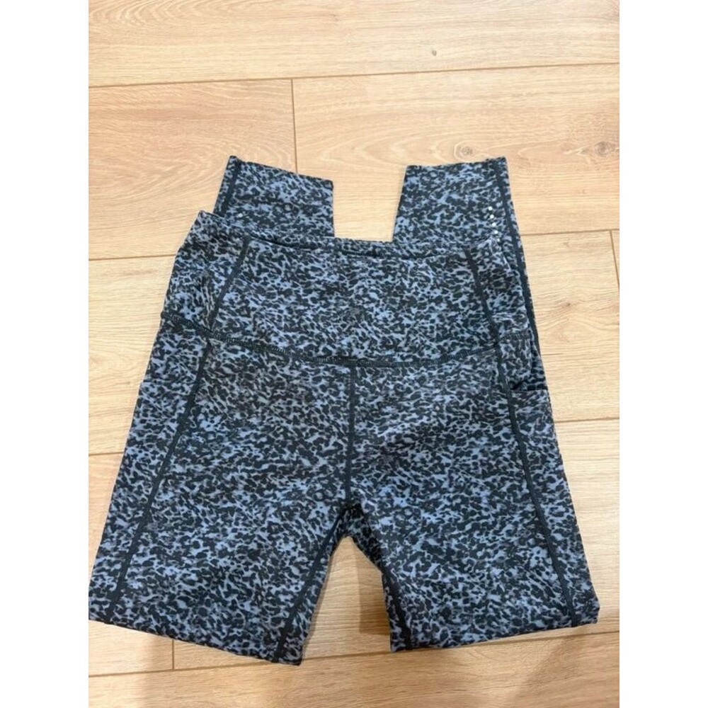 Varley Cheetah Leopard Print Leggings Sports Bra 2 Piece Set Size Medium - Picture 5 of 6